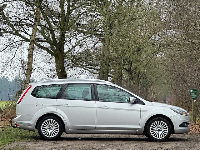 Ford - 2010 - focus wagon - 1.8 limited - personenauto - afbeelding 16 van  17