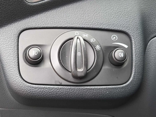 Ford - 2011 - c-max - 1.6 eco. titanium - jf-285-n - afbeelding 14 van  31
