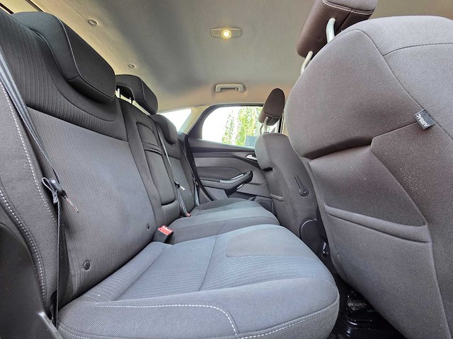 Ford - 2011 - focus - 1.6 ti-vct titanium - k-995-dv - afbeelding 15 van  24