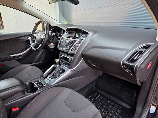Ford - 2011 - focus - 1.6 ti-vct titanium - k-995-dv - afbeelding 16 van  24