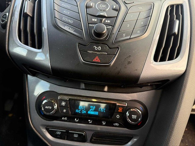 Ford - 2011 - focus wagon - 1.6 ti-vct first ed. - 95-sbv-7 - afbeelding 2 van  12