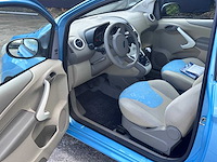 Ford - 2011 - ka - 1.2 cool&sound - personenauto - afbeelding 3 van  16