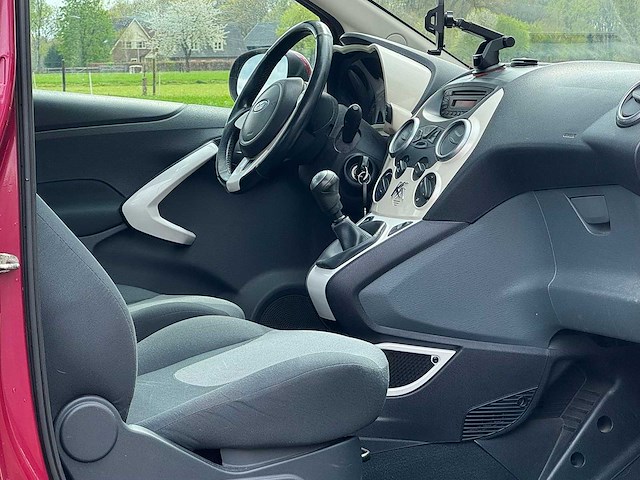 Ford - 2011 - ka - 1.2 titanium x s/s - 42-rdn-4 - afbeelding 13 van  14