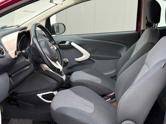 Ford - 2011 - ka - 1.2 titanium x s/s - personenauto - afbeelding 2 van  13