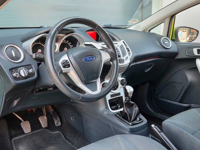 Ford - 2012 - fiesta - 1.4 titanium - j-576-gz - personenauto - afbeelding 5 van  23