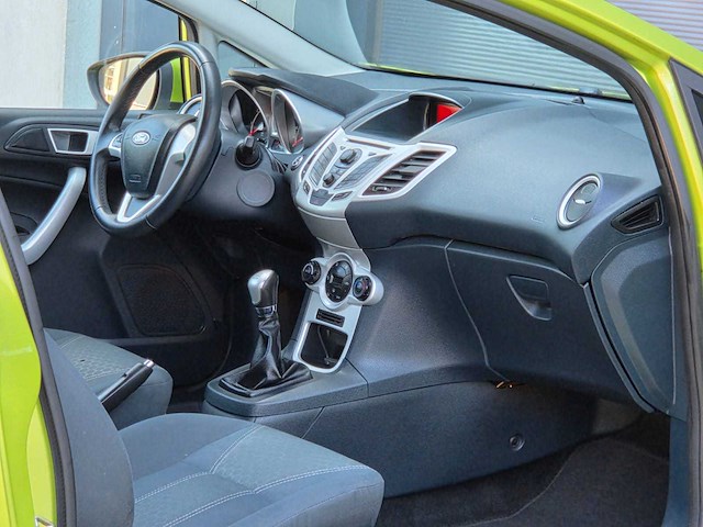 Ford - 2012 - fiesta - 1.4 titanium - j-576-gz - personenauto - afbeelding 15 van  23