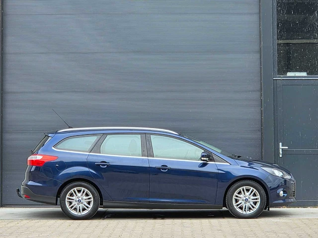 Ford - 2013 - focus wagon - 1.0 ecob. titanium - 4-kdx-94 - personenauto - afbeelding 12 van  16