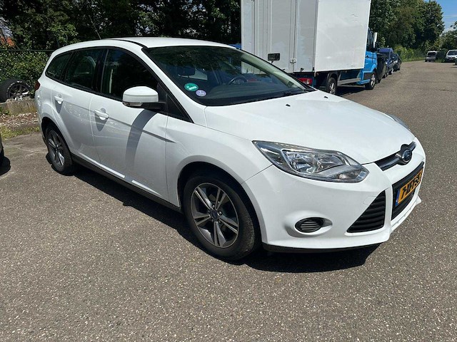 Ford - 2014 - focus wagon - 1.0 ecoboost edition - 7-xft-35 - afbeelding 8 van  11