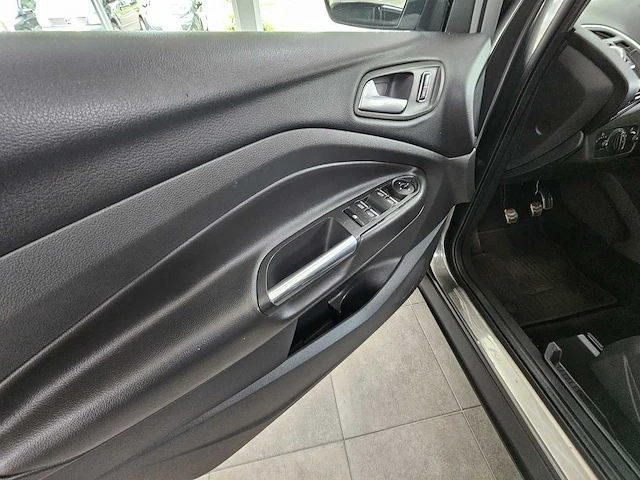 Ford - 2014 - kuga - 1.5 titanium plus - personenauto - afbeelding 17 van  33