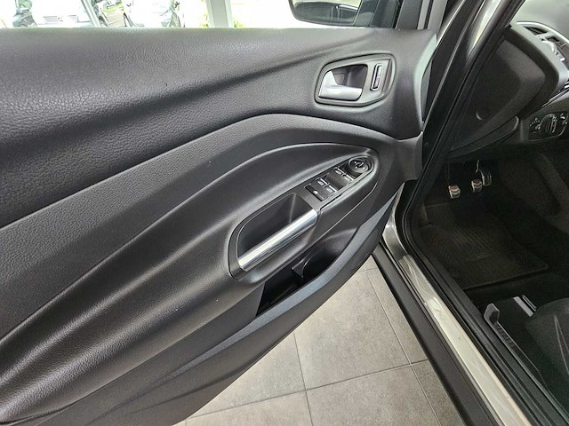 Ford - 2014 - kuga - 1.5 titanium plus - personenauto - afbeelding 24 van  33