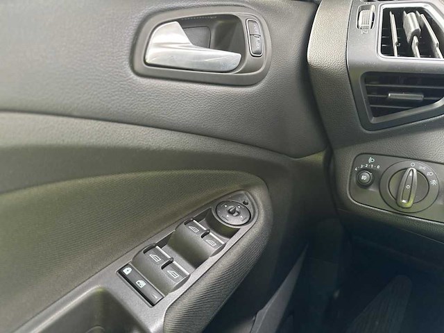 Ford - 2015 - c-max - 1.0 titanium - personenauto - afbeelding 2 van  19