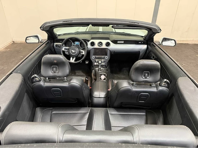 Ford - 2015 - mustang - mustang - personenauto - afbeelding 4 van  38