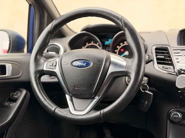 Ford - 2016 - fiesta - 1.0 ecob. titanium - x-403-js - afbeelding 2 van  27