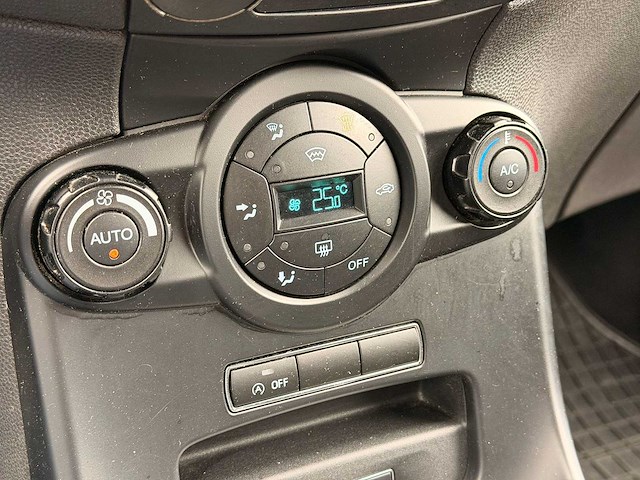 Ford - 2016 - fiesta - 1.0 ecob. titanium - x-403-js - afbeelding 8 van  27