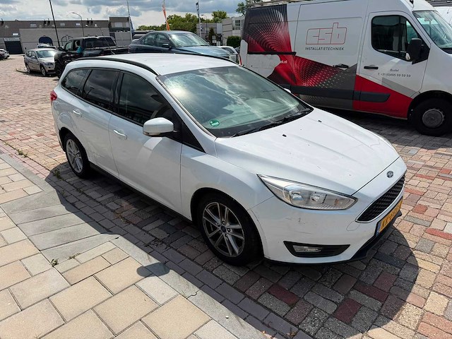 Ford - 2016 - focus wagon - 1.5 tdci trend l. ed - kk-695-j - afbeelding 3 van  9