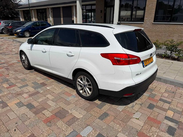 Ford - 2016 - focus wagon - 1.5 tdci trend l. ed - kk-695-j - afbeelding 6 van  9