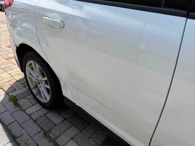 Ford - 2016 - focus wagon - 1.5 tdci trend l. ed - kk-695-j - afbeelding 8 van  9