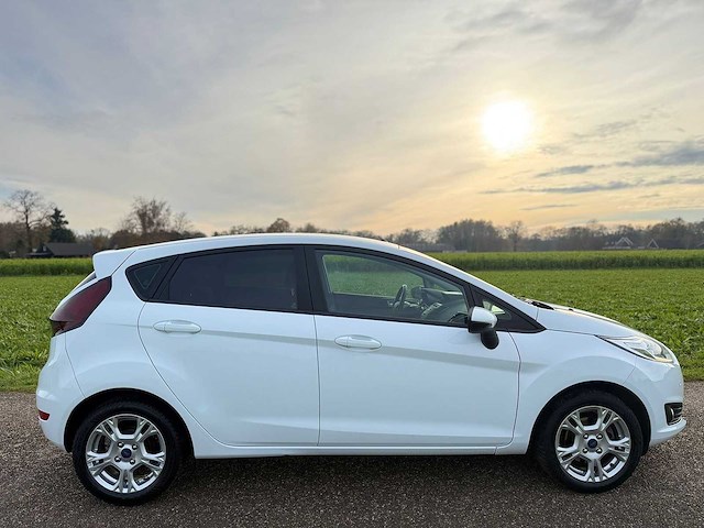 Ford - 2017 - fiesta - 1.0 style ultimate - nb-116-f - afbeelding 2 van  11