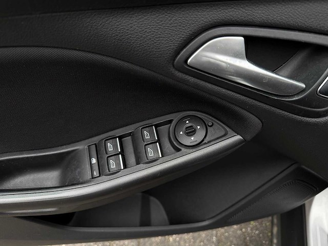 Ford - 2017 - focus wagon - 1.0 lease edition - x-038-jk - afbeelding 15 van  15
