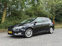Ford - 2017 - focus wagon - 1.0 titanium - personenauto - afbeelding 1 van  53