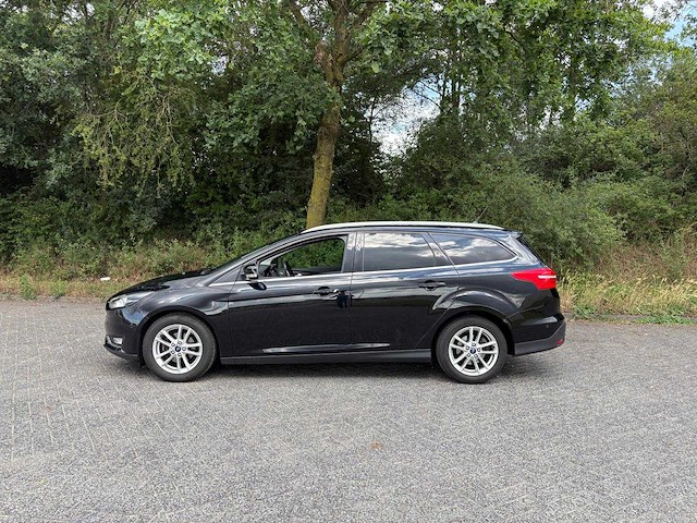 Ford - 2017 - focus wagon - 1.0 titanium - personenauto - afbeelding 12 van  53