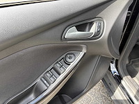 Ford - 2017 - focus wagon - 1.0 titanium - personenauto - afbeelding 31 van  53