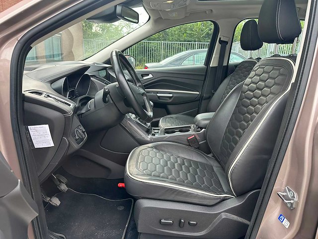 Ford - 2018 - kuga - 1.5 ecob. vignale - personenauto - afbeelding 3 van  29