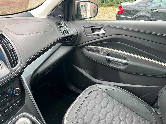 Ford - 2018 - kuga - 1.5 ecob. vignale - personenauto - afbeelding 9 van  29