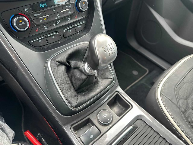 Ford - 2018 - kuga - 1.5 ecob. vignale - personenauto - afbeelding 16 van  29