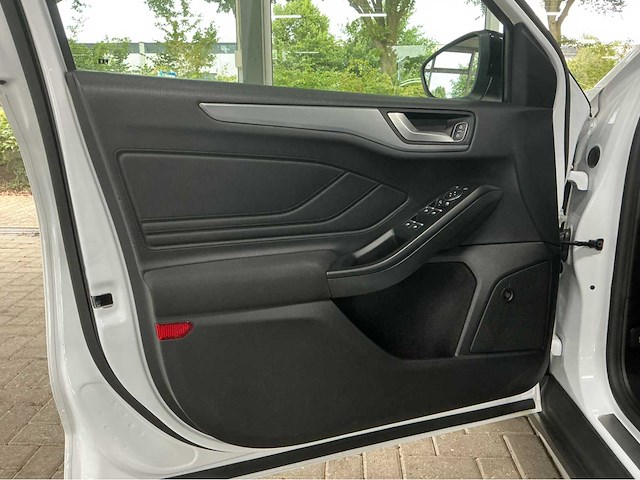 Ford - 2019 - focus wagon - 1.5 ecob. active bns - marge auto - afbeelding 17 van  29