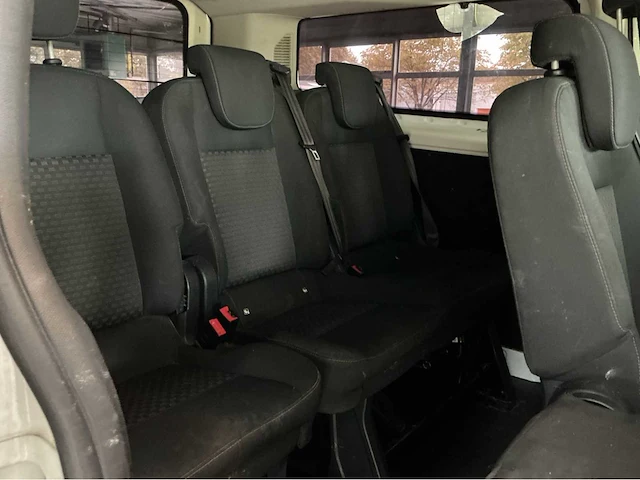 Ford - 2019 - transit custom - 320 2.0 tdci l2h1 tr - personenauto - afbeelding 16 van  25