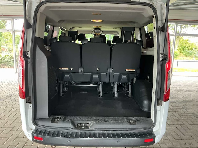 Ford - 2019 - transit custom - 320 2.0 tdci l2h1 tr - personenauto - afbeelding 17 van  25