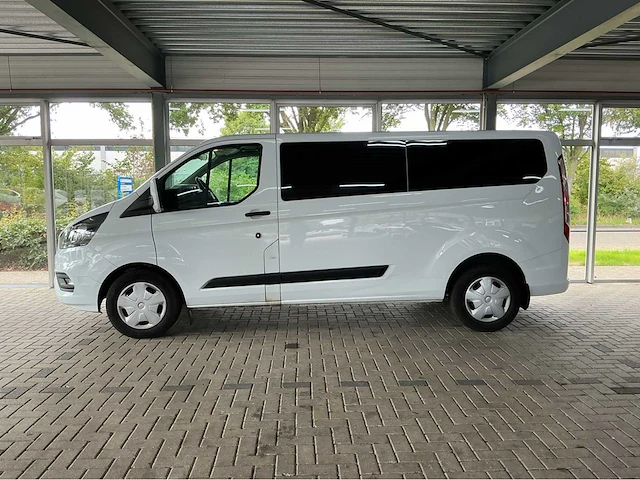 Ford - 2019 - transit custom - 320 2.0 tdci l2h1 tr - personenauto - afbeelding 23 van  25