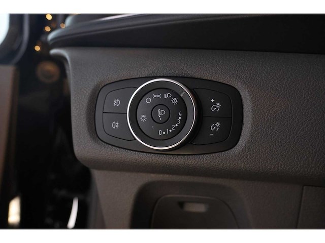 Ford - 2021 - transit custom - 320 2.0 tdci l2h1 limited dc - personenauto - afbeelding 6 van  15