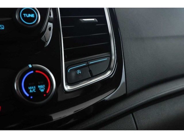 Ford - 2021 - transit custom - 320 2.0 tdci l2h1 limited dc - personenauto - afbeelding 10 van  15
