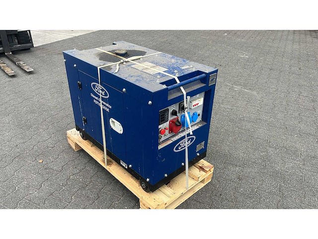 Ford - 2022 - stroomgenerator - afbeelding 1 van  3