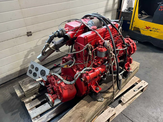 Ford - 2722e marine - scheepsmotor met keerkoppeling - prm 160vr3 - afbeelding 3 van  9