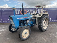 Ford - 3000 - tweewielaangedreven landbouwtractor - afbeelding 1 van  14