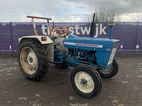 Ford - 3000 - tweewielaangedreven landbouwtractor - afbeelding 7 van  14