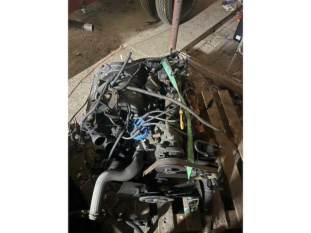 Ford - 5.0 - motor - automotor - afbeelding 1 van  1