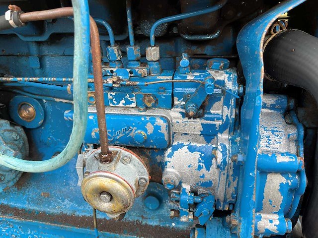 Ford - 5000 - oldtimer tractor - afbeelding 14 van  16