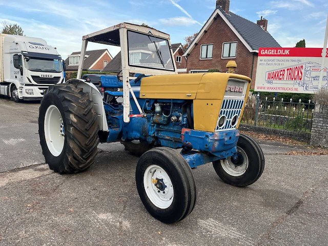Ford - 5000 - oldtimer tractor - afbeelding 9 van  16
