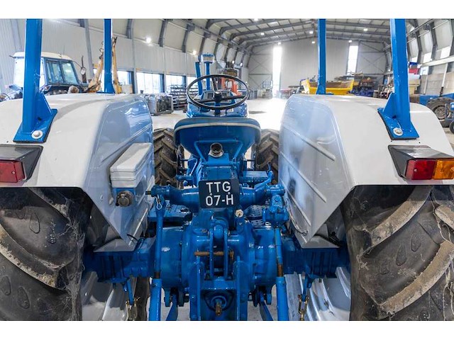 Ford - 5095 - 4-wheel drive tractor - afbeelding 6 van  20