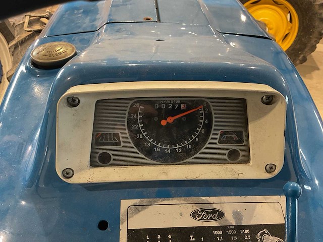 Ford - 5095 - 4-wheel drive tractor - afbeelding 11 van  20