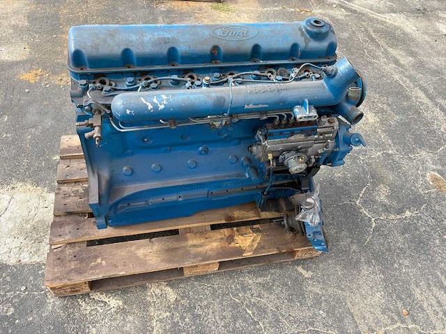 Ford - 6-cilinder dieselmotor - afbeelding 1 van  9