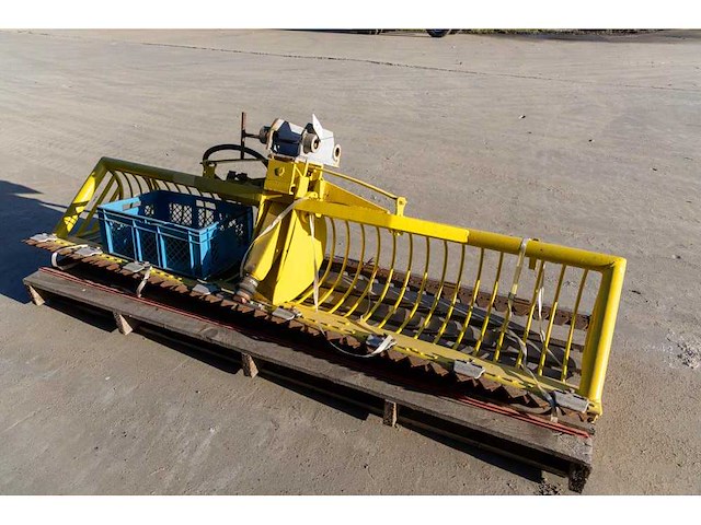 Ford - 6710 - 4-wheel drive tractor - afbeelding 9 van  23