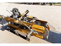 Ford - 6710 - 4-wheel drive tractor - afbeelding 11 van  23