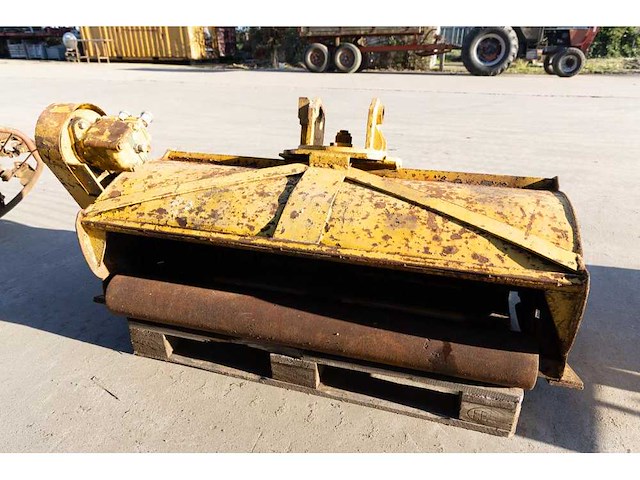 Ford - 6710 - 4-wheel drive tractor - afbeelding 15 van  23