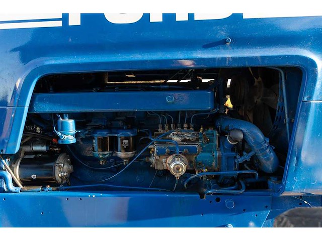 Ford - 8600 - 4-wheel drive tractor - 1972 - afbeelding 11 van  14