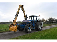 Ford - 8630 power shift - 40km p/u vierwielaangedreven landbouwtractor met hydraulische klepel-maaier opbouw bos type he 7500d met toebehoren - afbeelding 1 van  47